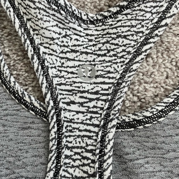 Lululemon Tank White/Grey - Picture 4 of 4